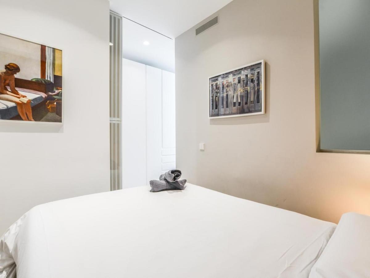 Reformado En La Calle Pez Apartment Madrid